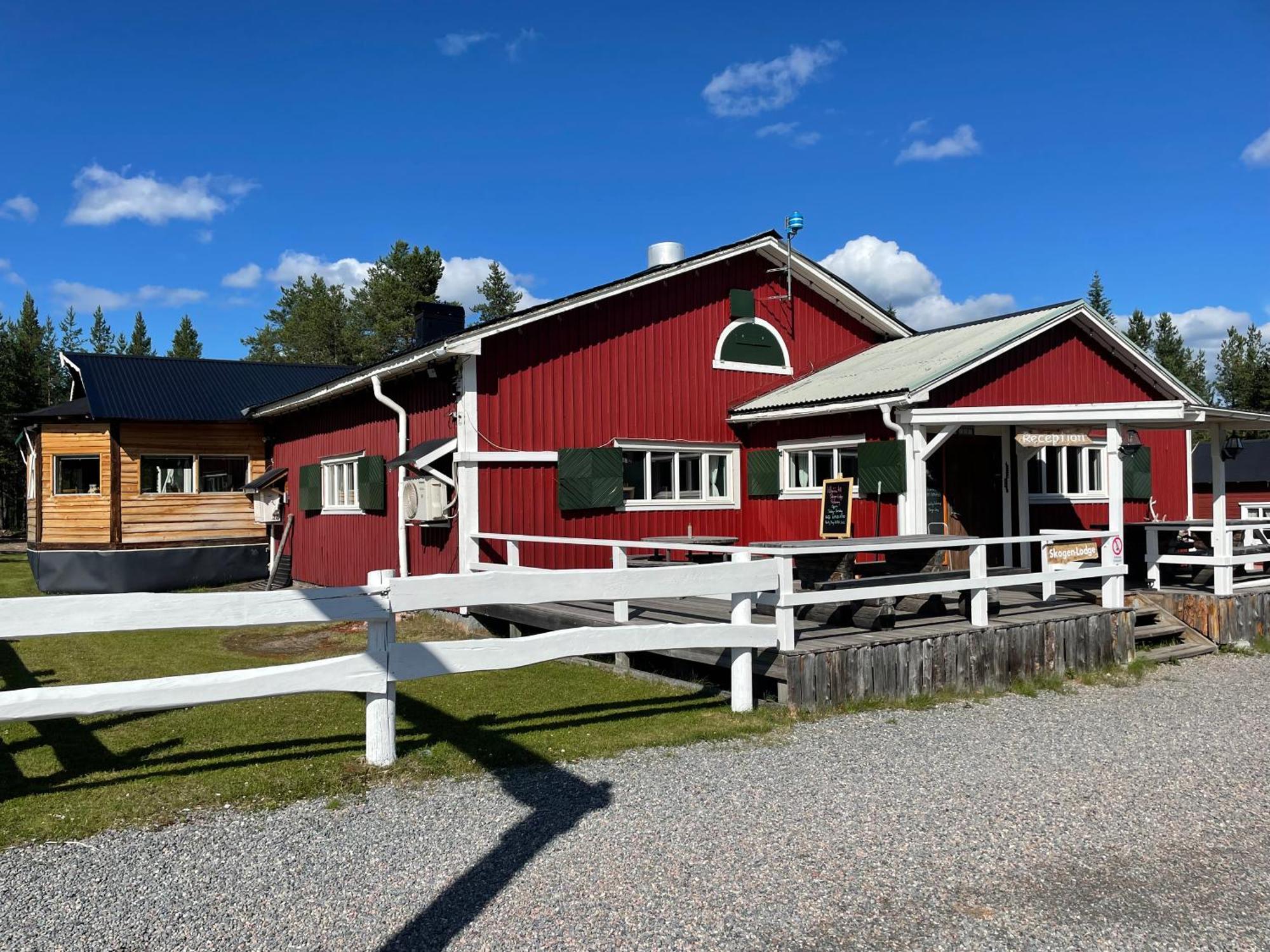 Skogen-Lodge Koskullskulle Buitenkant foto